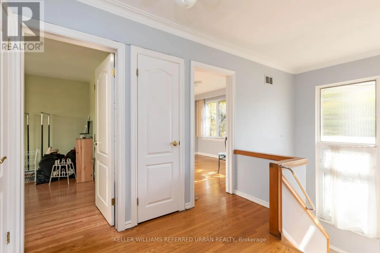 20 GRACEFIELD AVENUE