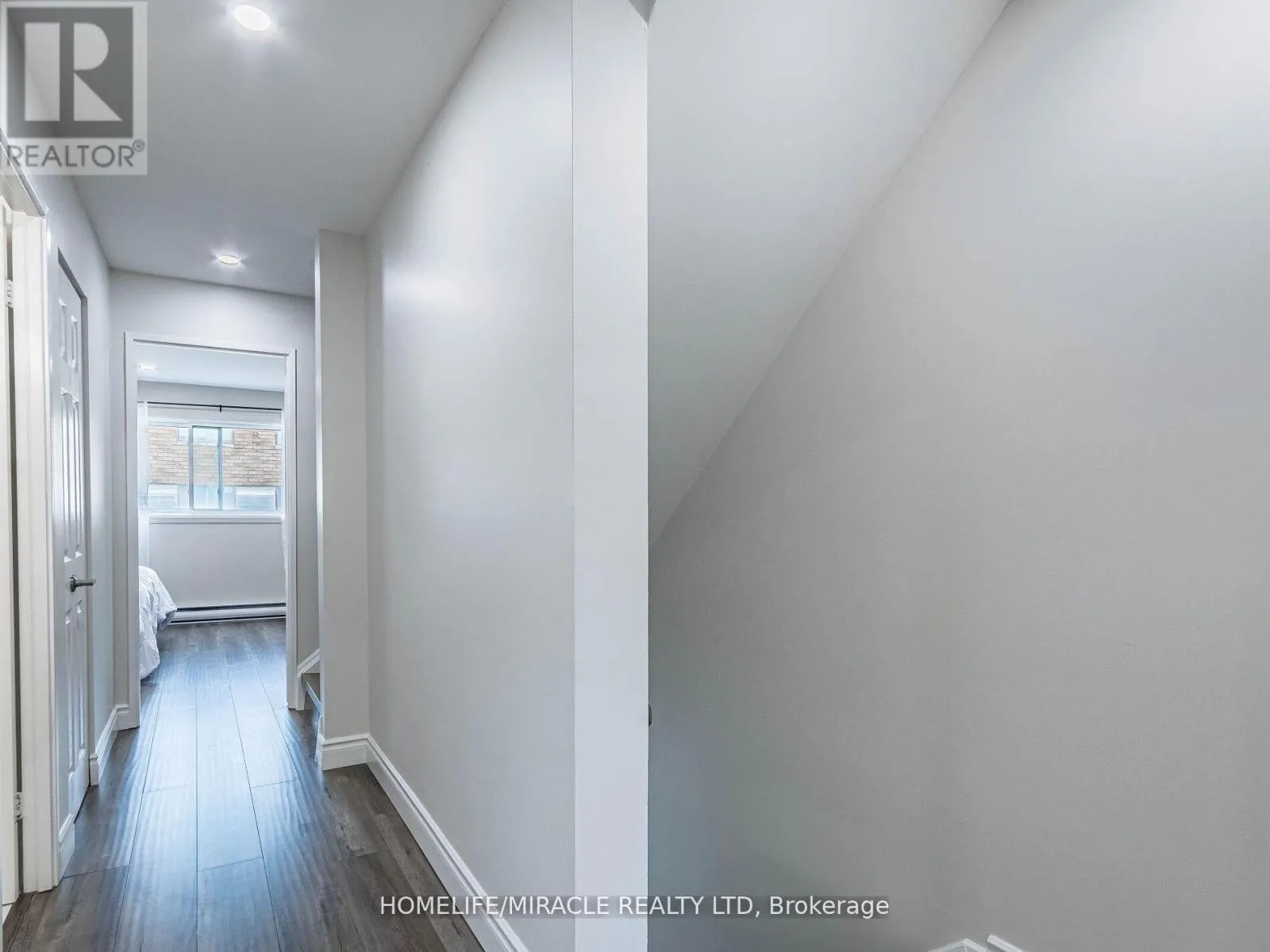 124 - 180 MISSISSAUGA VALLEY BOULEVARD