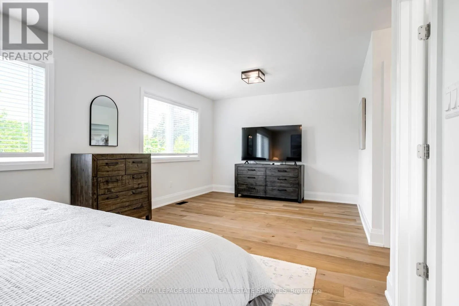 5199 BROUGHTON CRESCENT