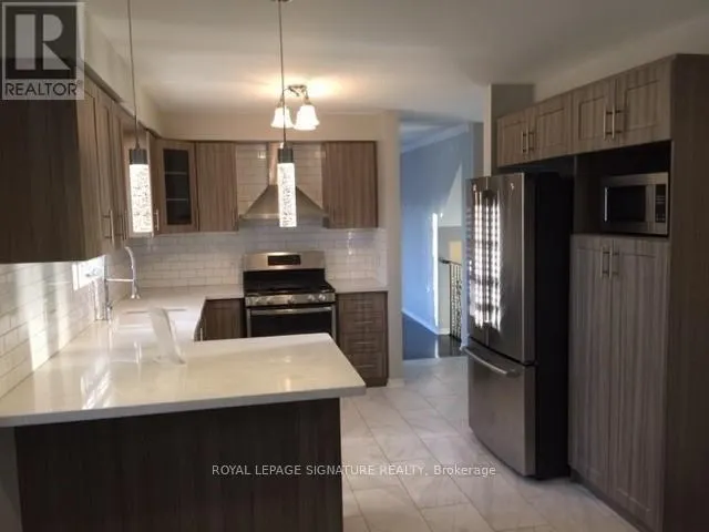 UPPER - 7092 WALWORTH COURT