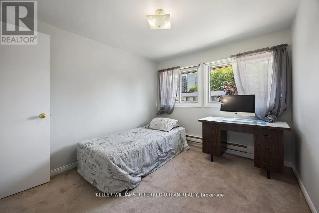 2 SEBASTIAN CABOT WAY