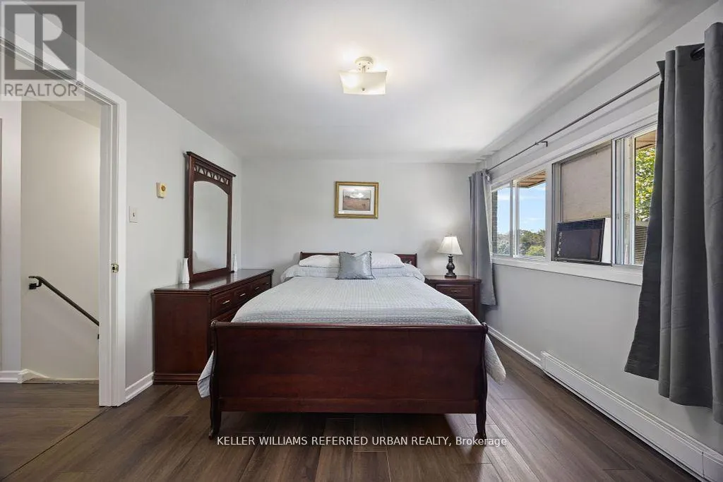 2 SEBASTIAN CABOT WAY