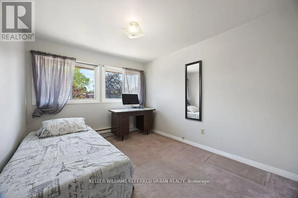 2 SEBASTIAN CABOT WAY