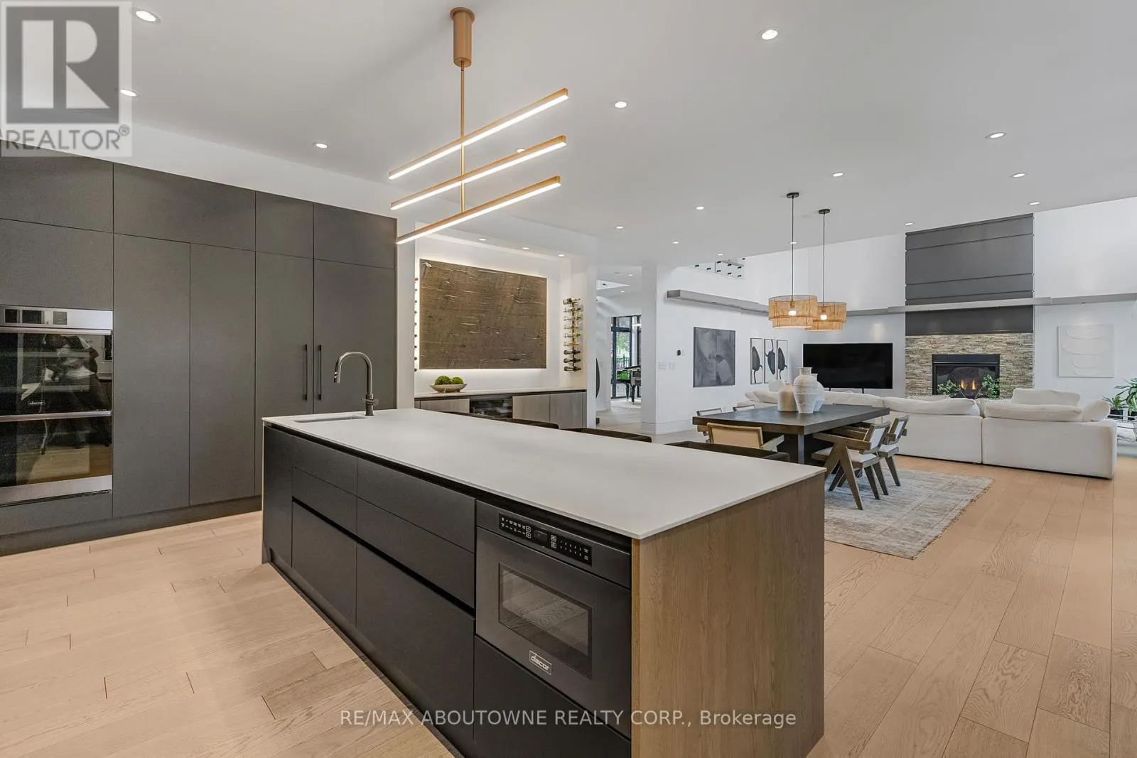 215 MORDEN ROAD