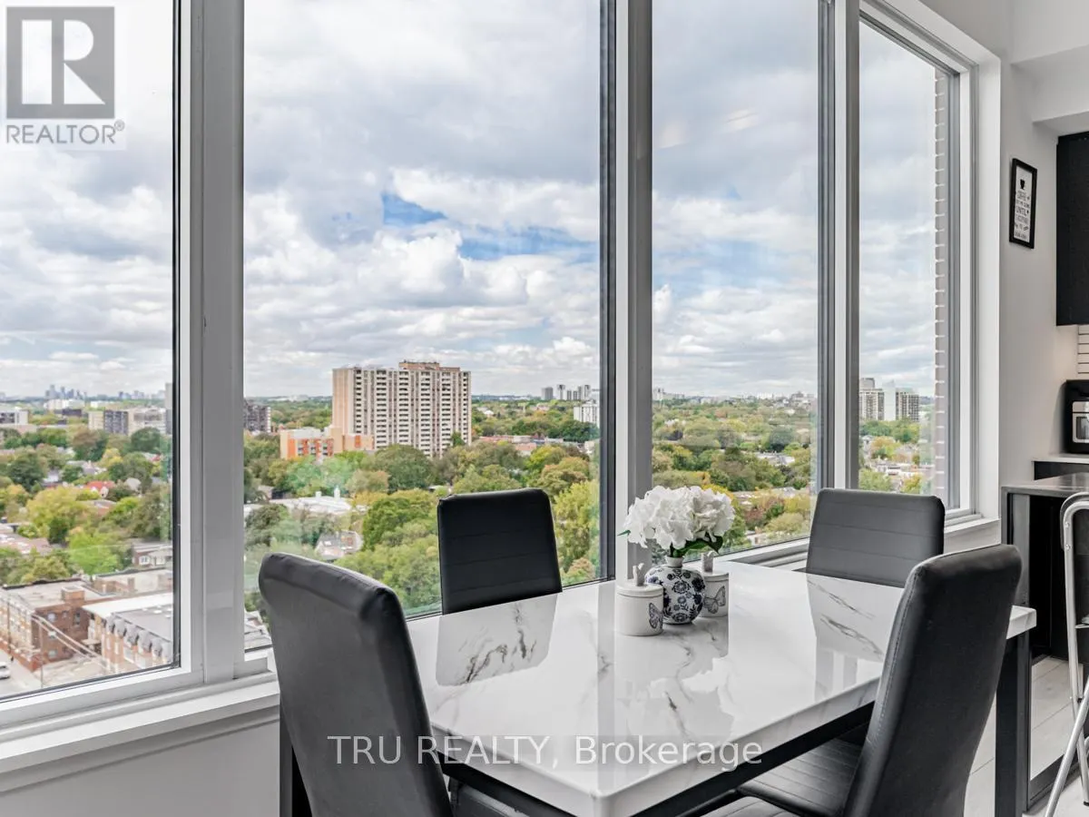 LPH12 - 270 DUFFERIN STREET