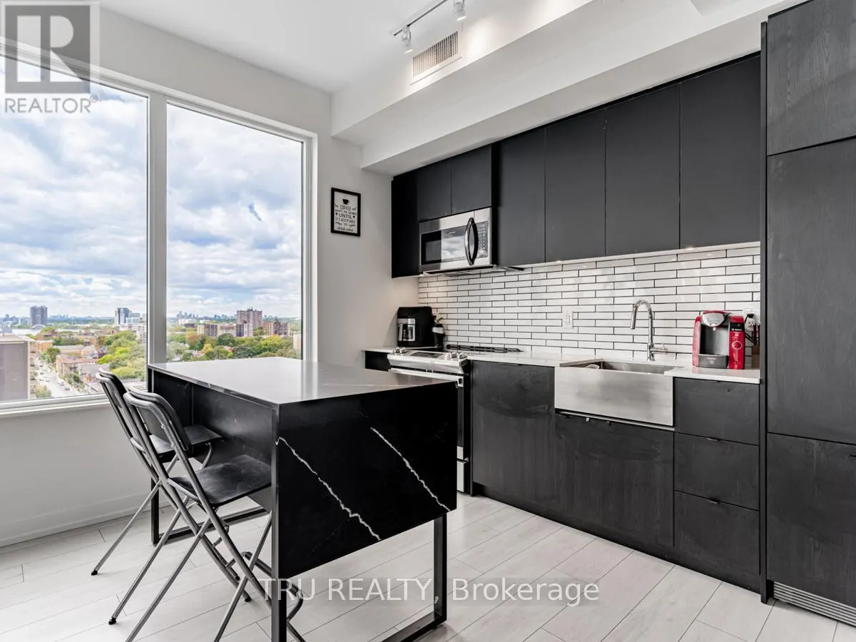 LPH12 - 270 DUFFERIN STREET