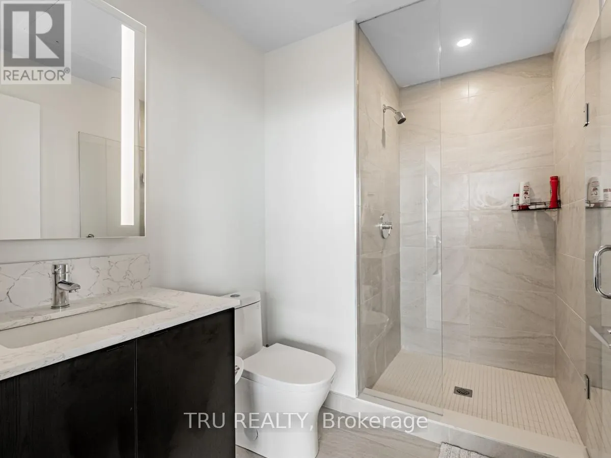 LPH12 - 270 DUFFERIN STREET