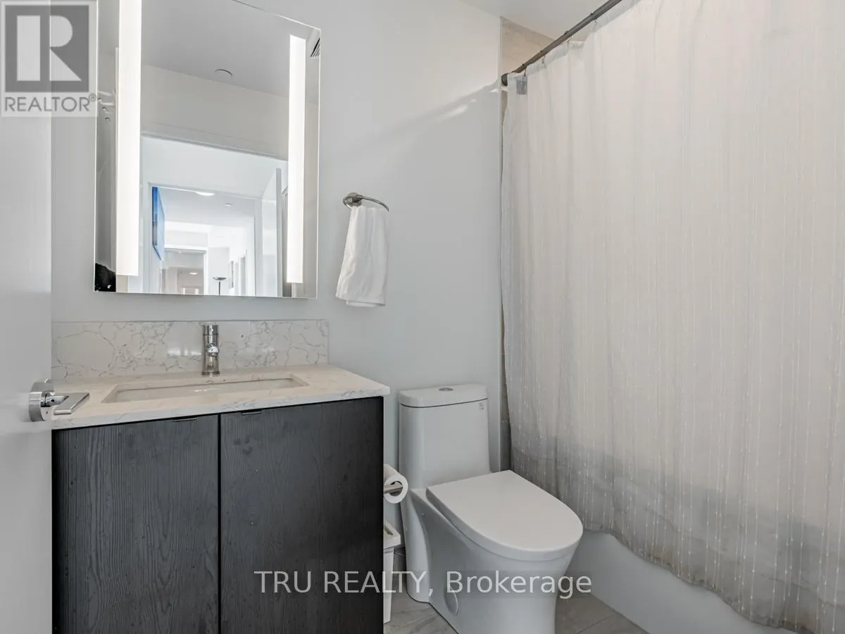 LPH12 - 270 DUFFERIN STREET