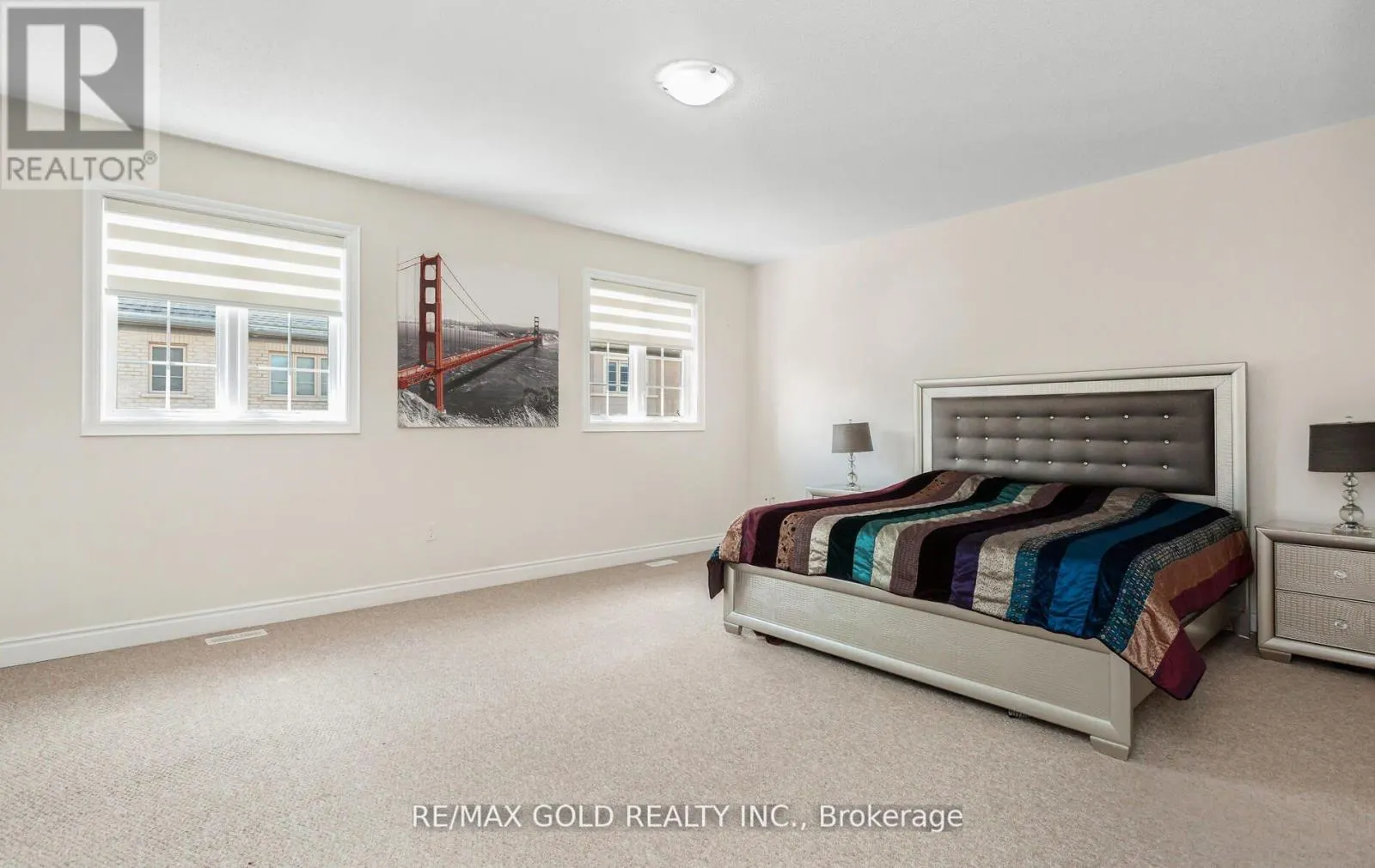 4 BUTTONWOOD ROAD