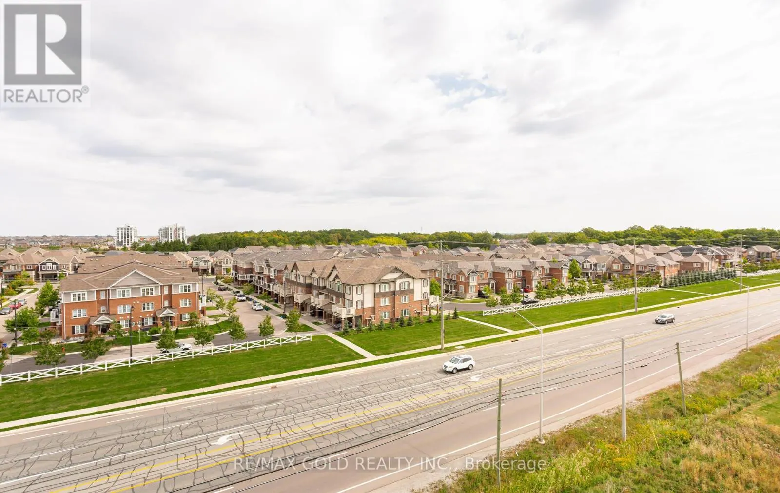 607 - 1440 CLARRIAGE COURT