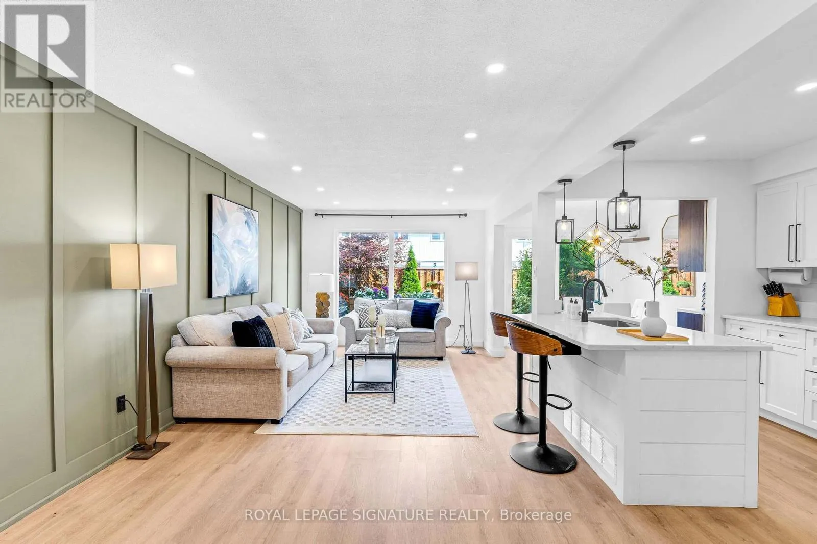 5723 BANTING COURT