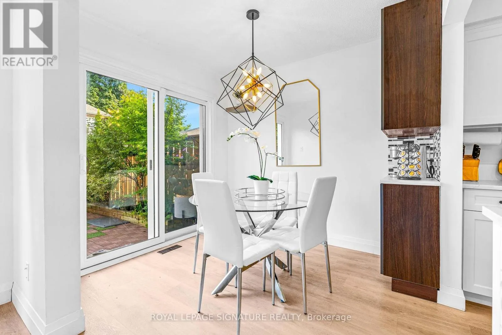 5723 BANTING COURT