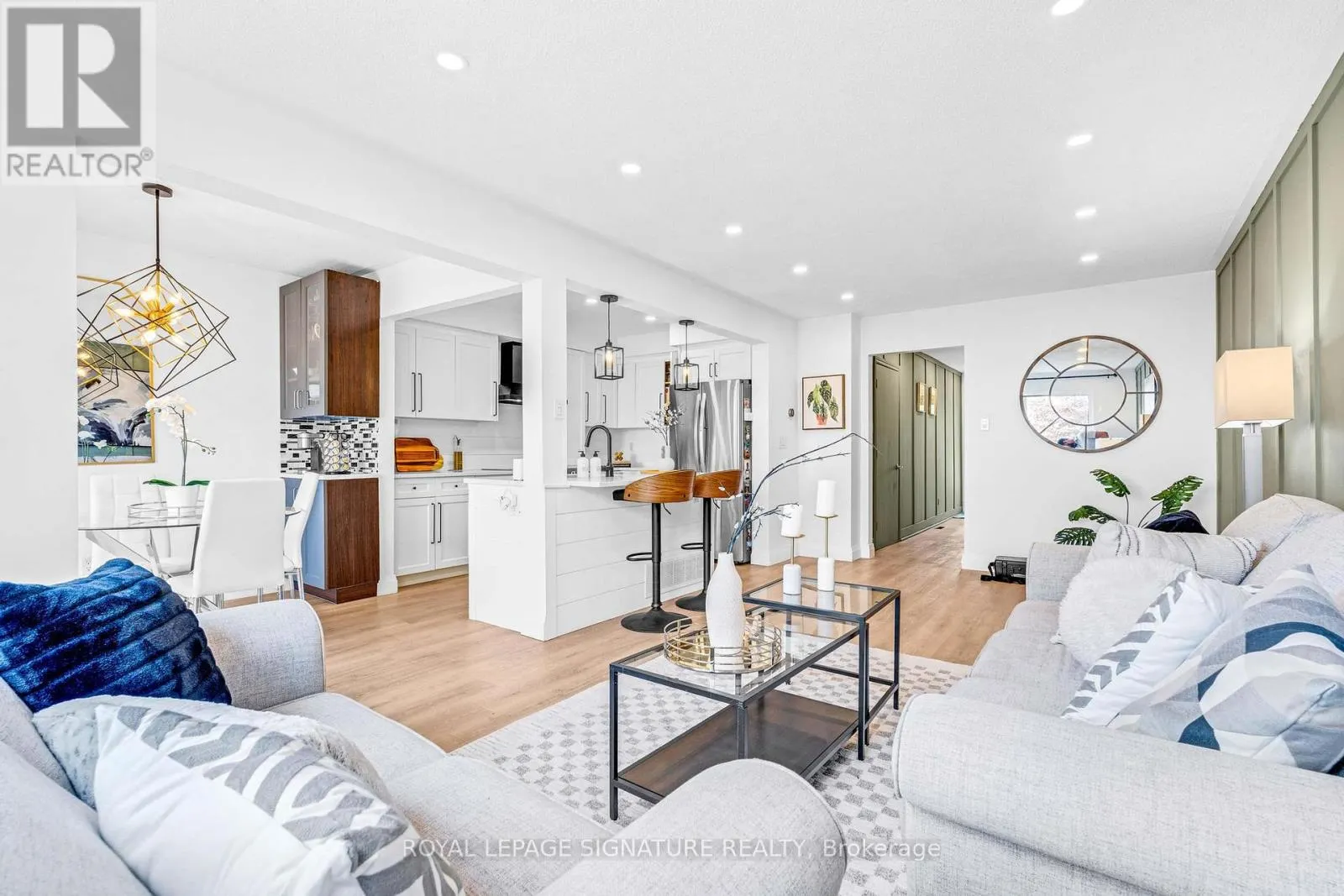 5723 BANTING COURT
