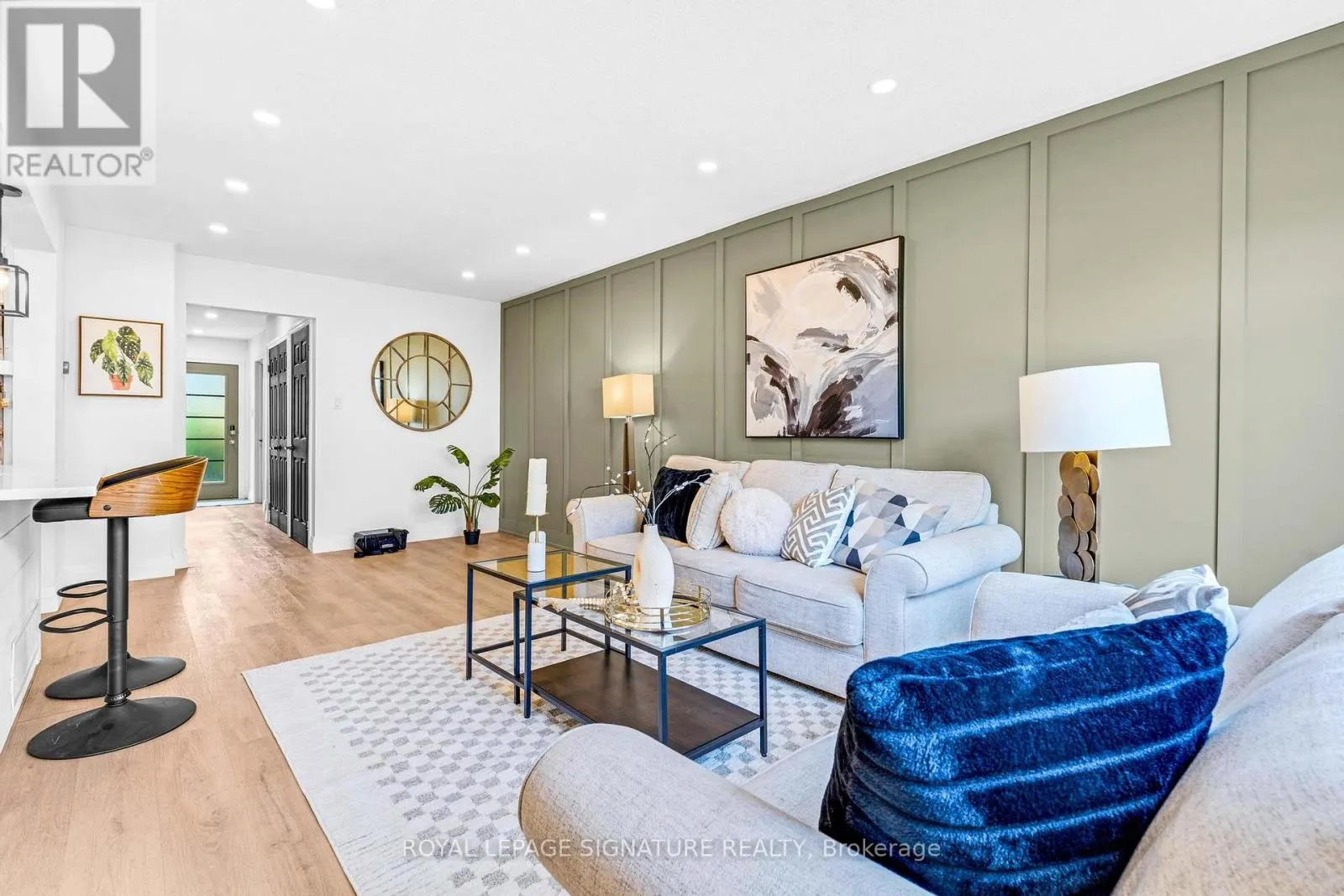 5723 BANTING COURT