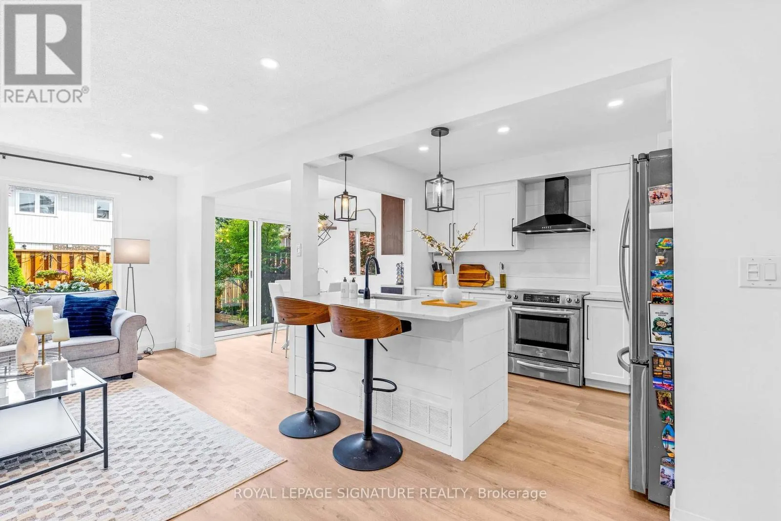 5723 BANTING COURT