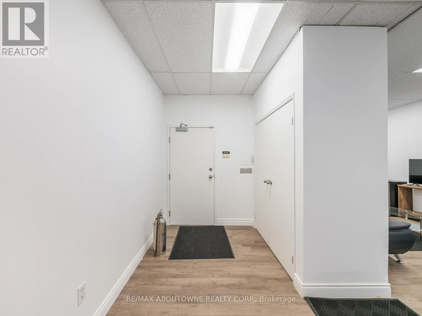 344C - 344 LAKESHORE ROAD E