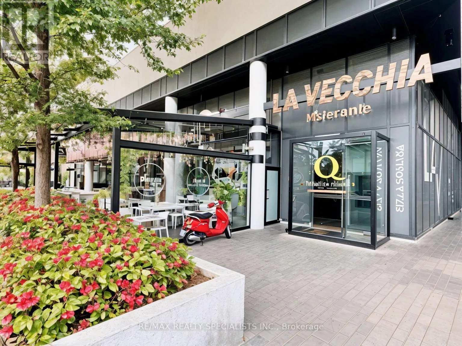 GR1 - 2119 LAKE SHORE BOULEVARD W