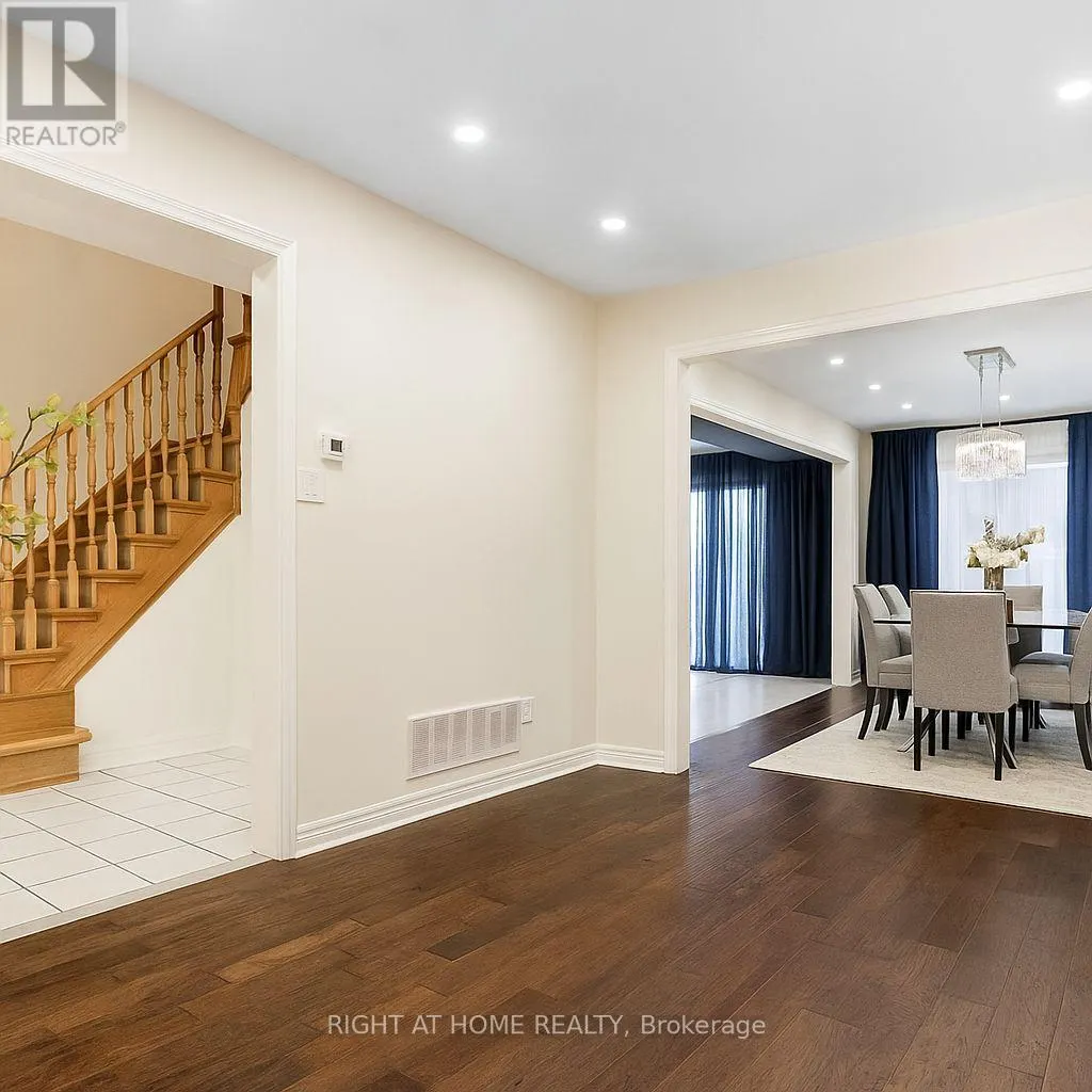 7049 GRAYDON COURT