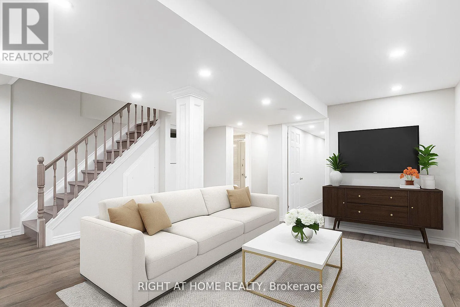 7049 GRAYDON COURT