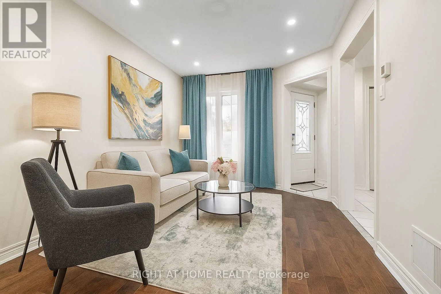 7049 GRAYDON COURT