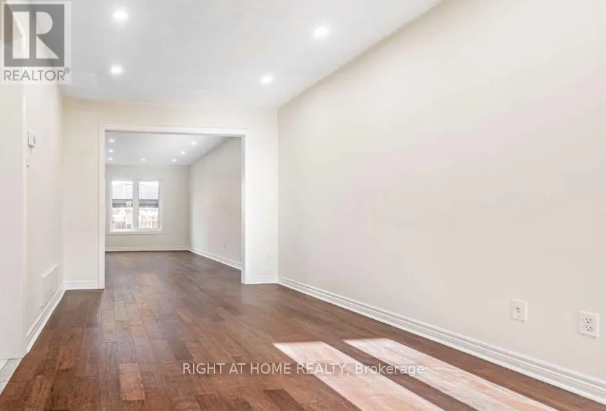 7049 GRAYDON COURT