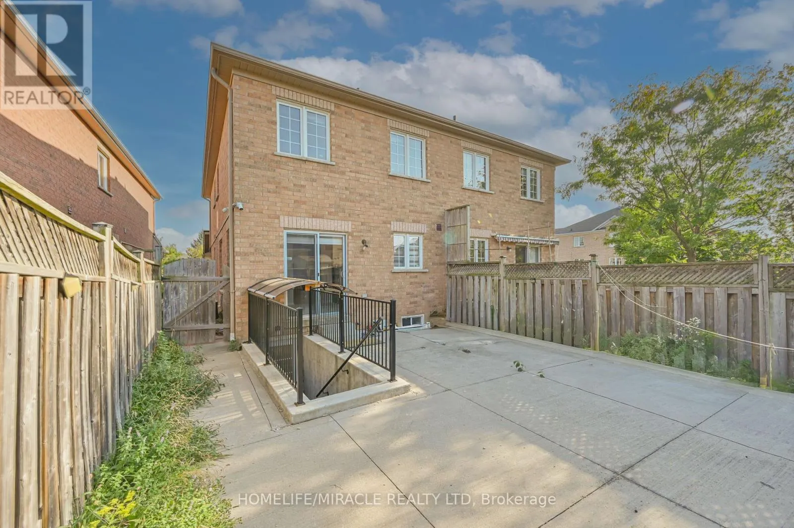 29 SPICEBUSH TERRACE