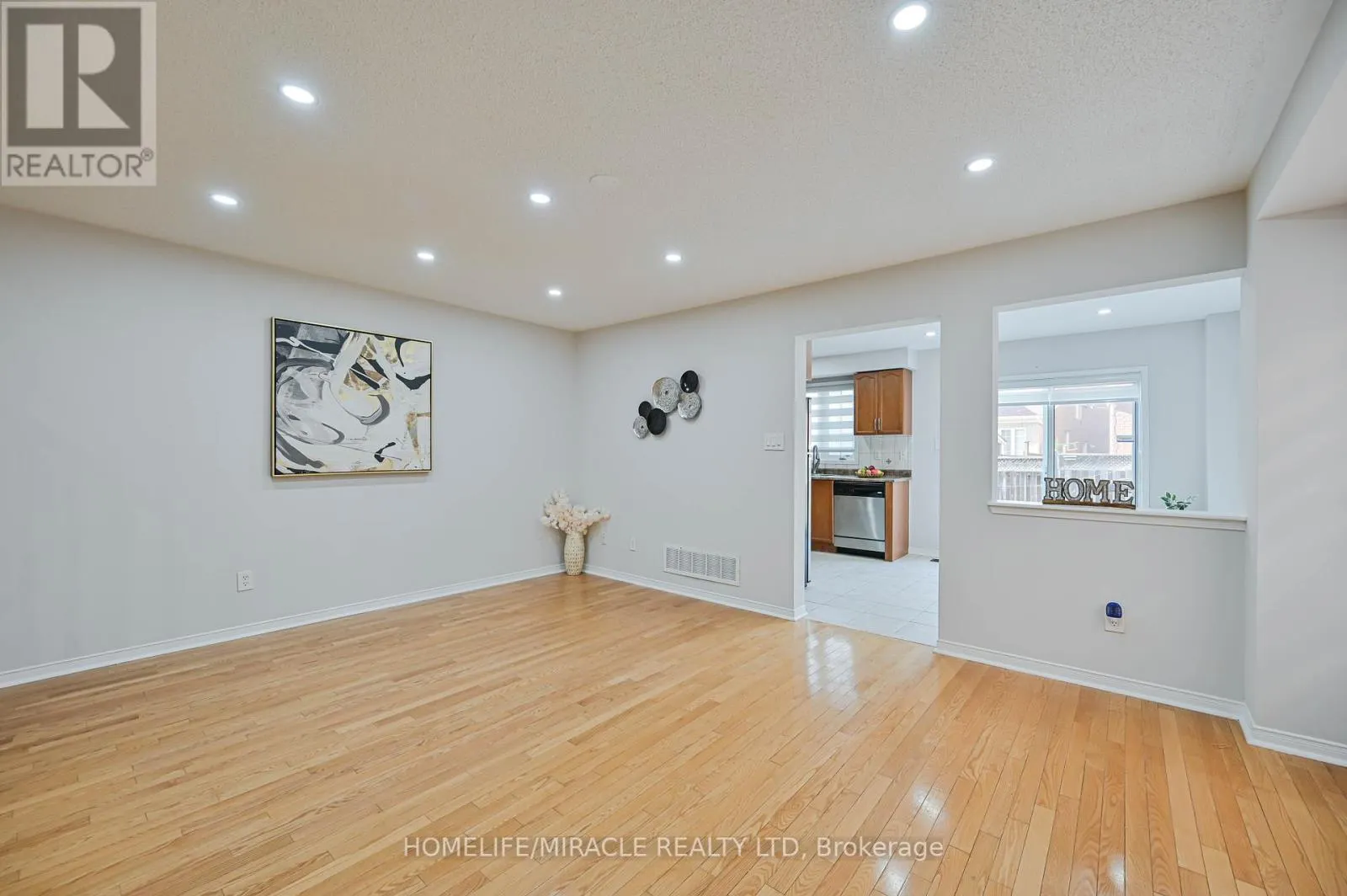 29 SPICEBUSH TERRACE