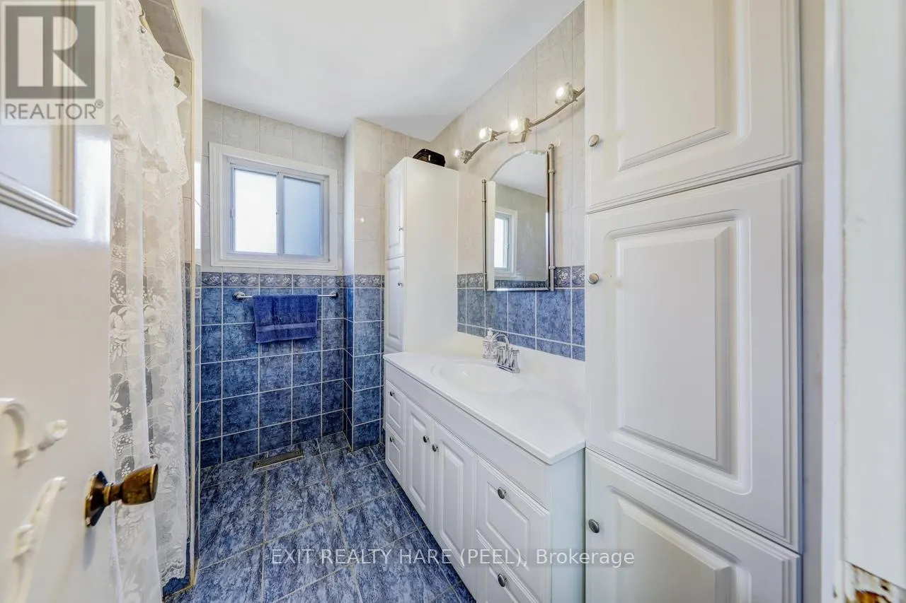 212 VODDEN STREET W