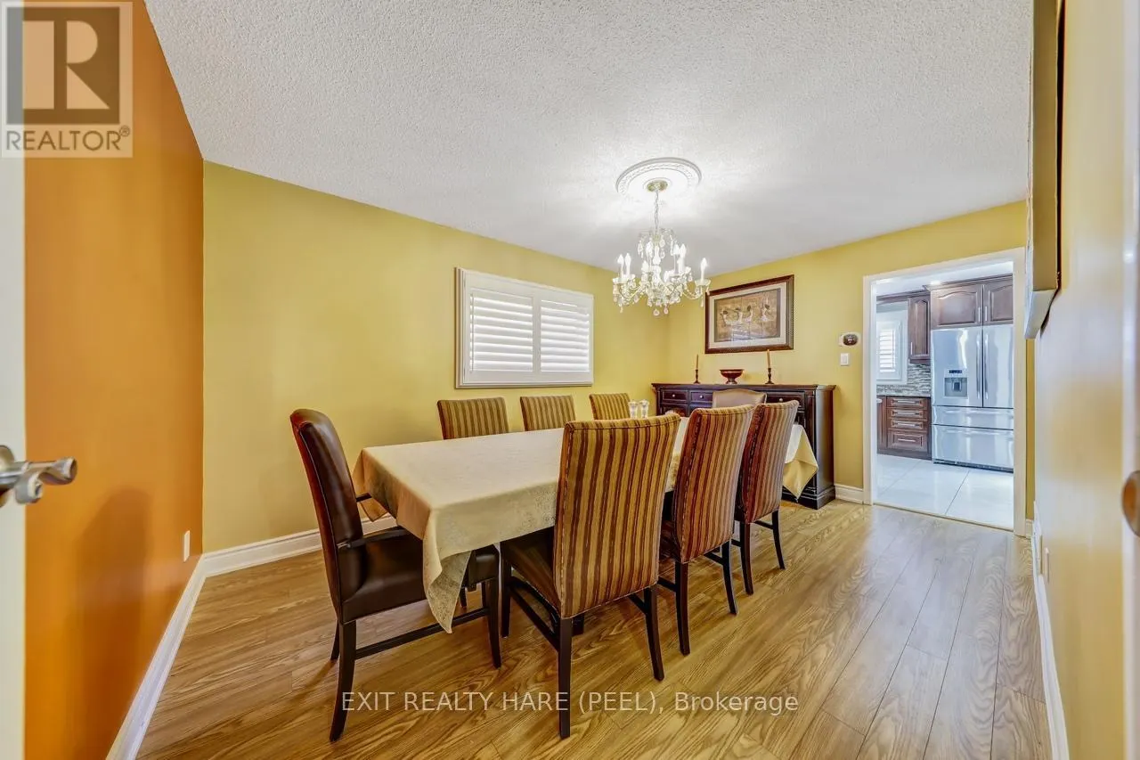212 VODDEN STREET W