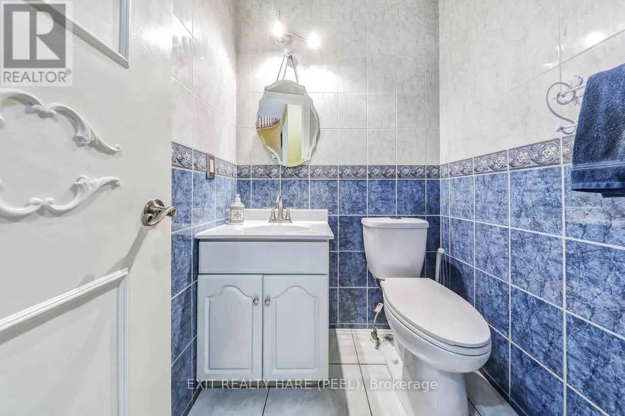 212 VODDEN STREET W
