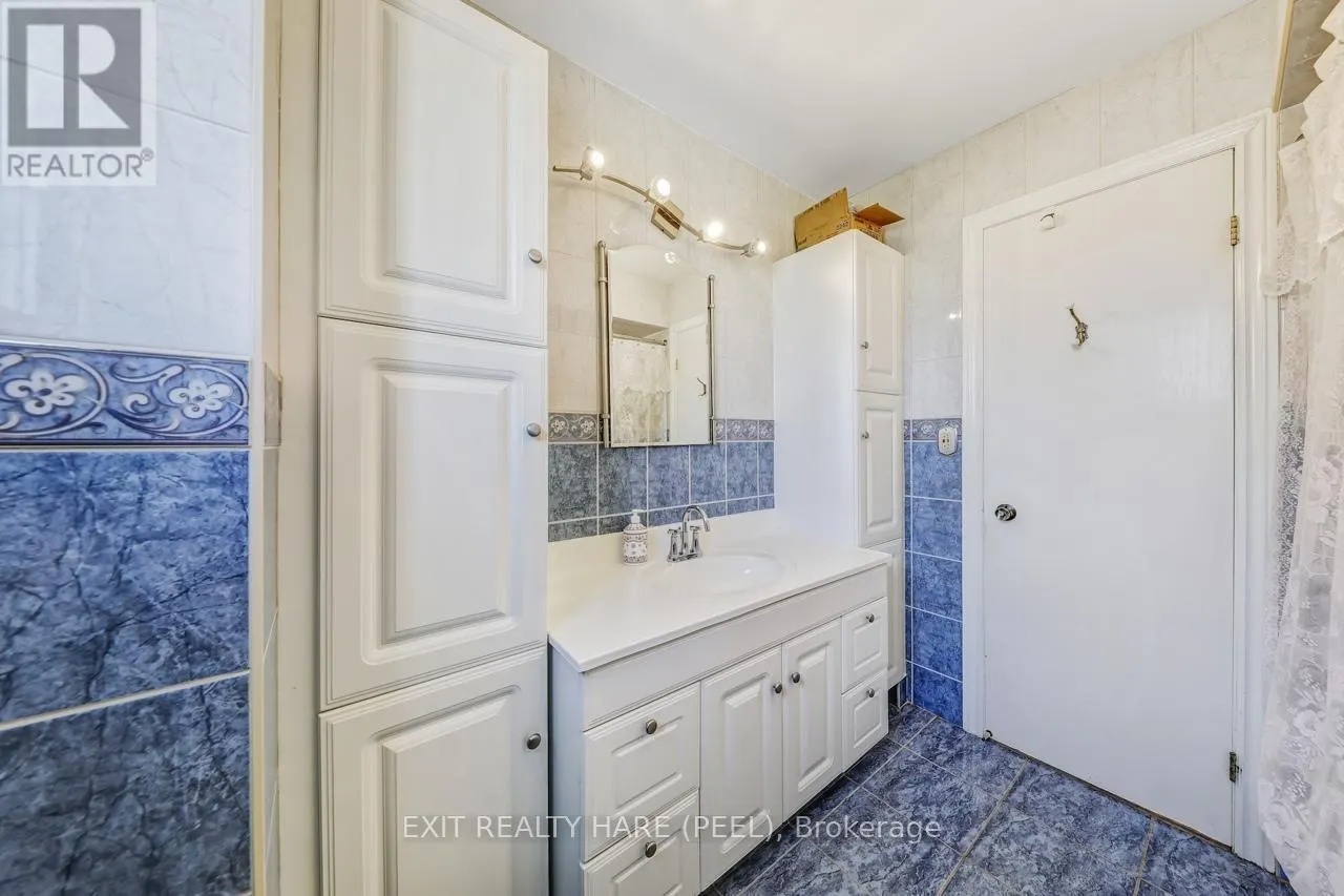 212 VODDEN STREET W