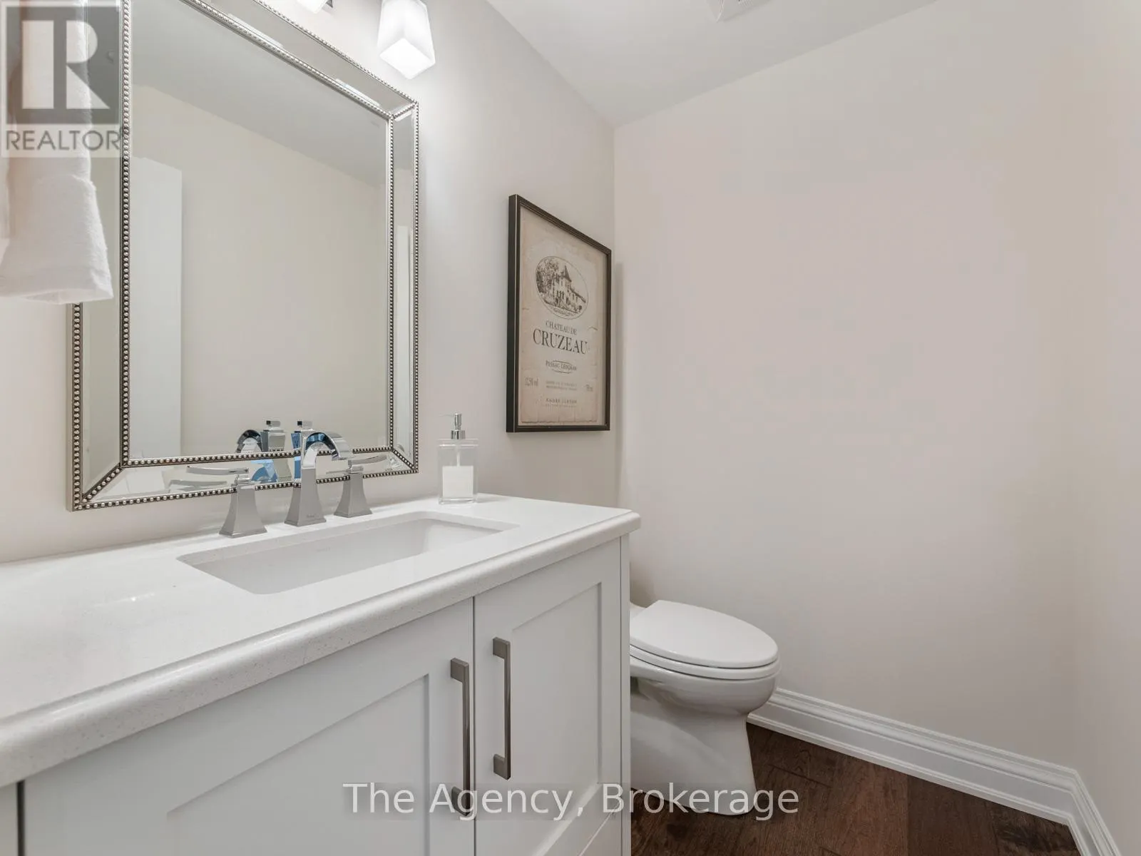 3087 LAKESHORE ROAD
