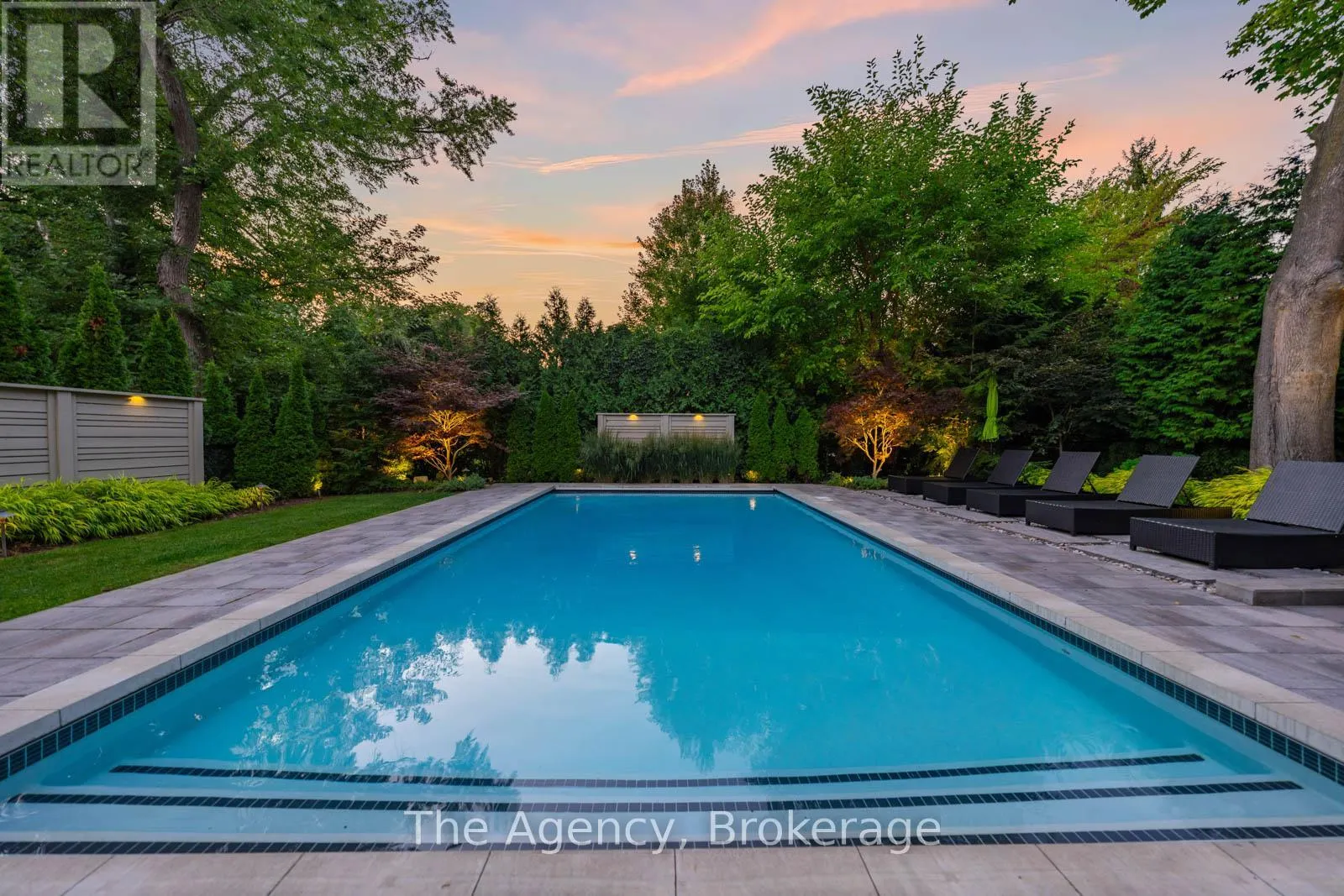 3087 LAKESHORE ROAD