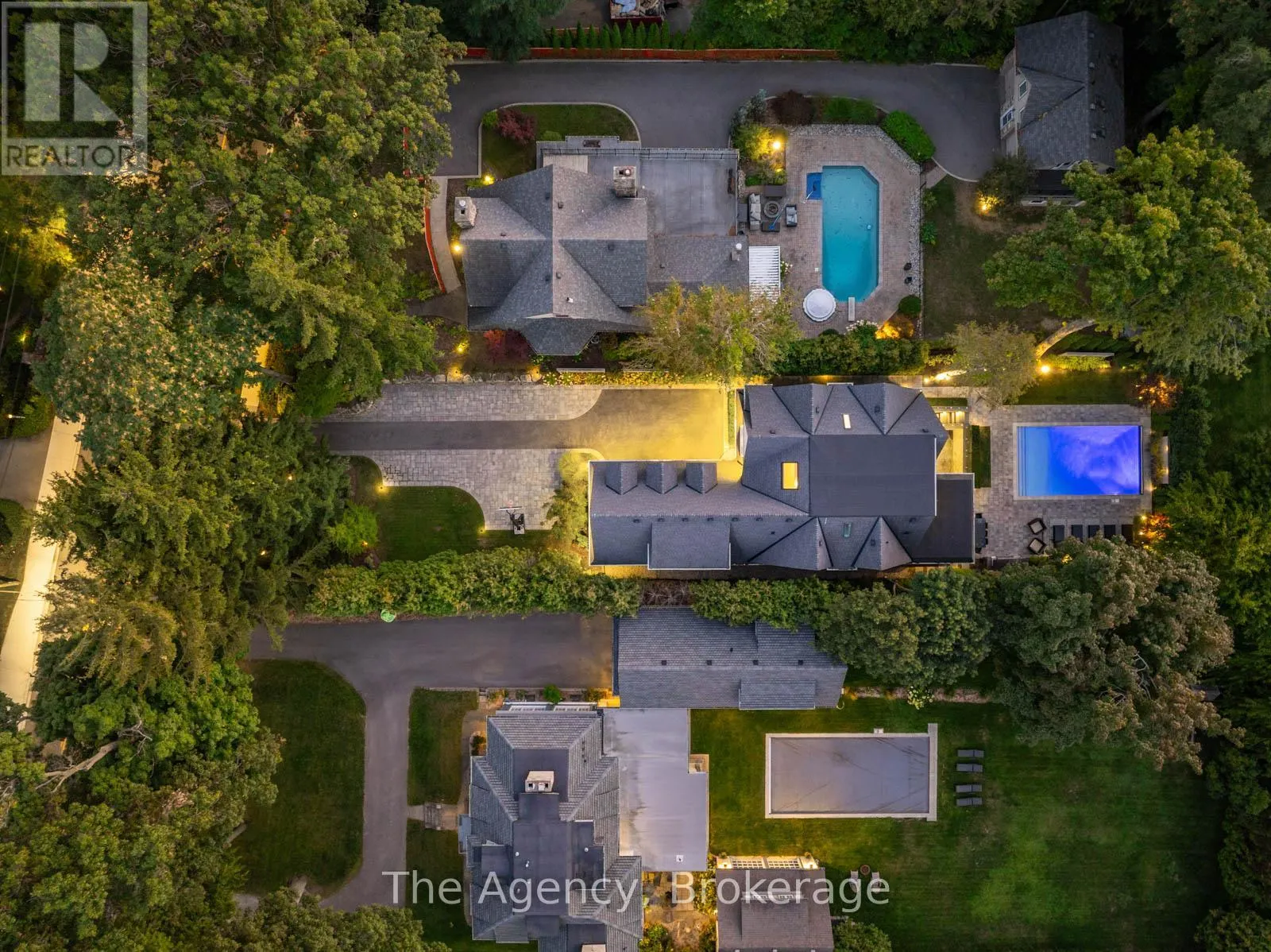 3087 LAKESHORE ROAD