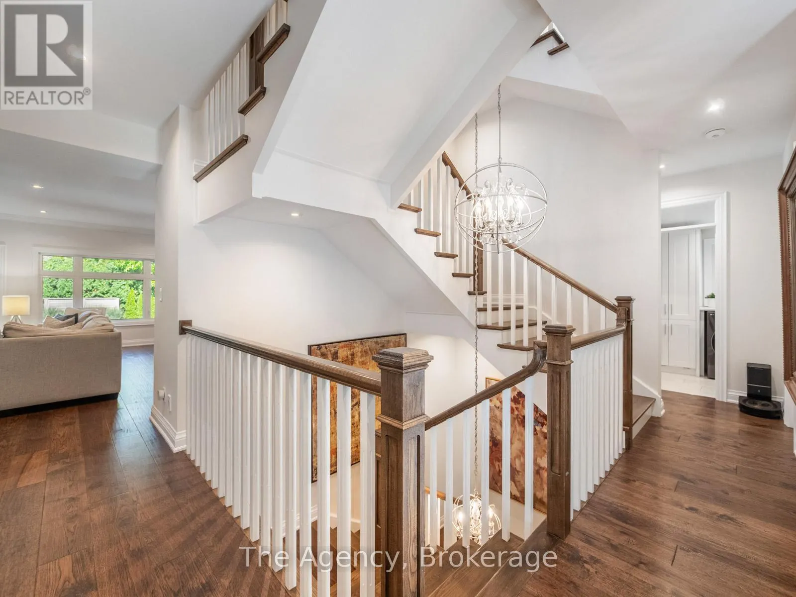 3087 LAKESHORE ROAD