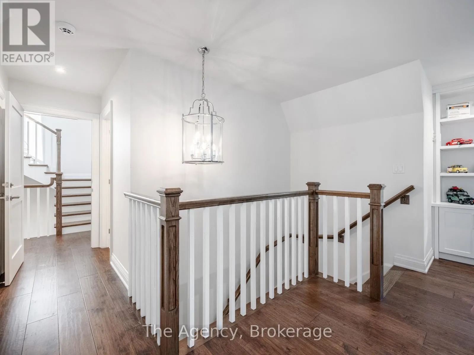 3087 LAKESHORE ROAD