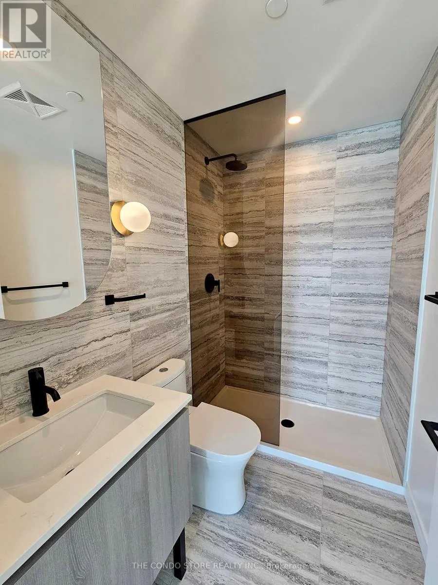 402 - 2625 DUNDAS STREET W