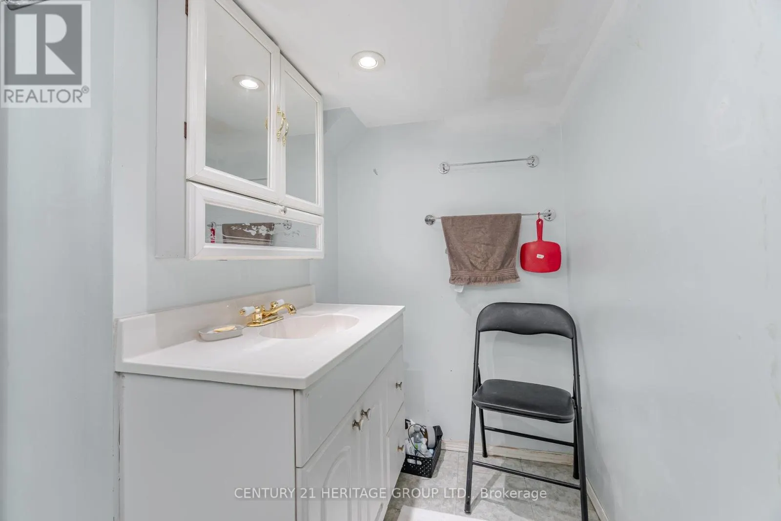 126 WATSON AVENUE