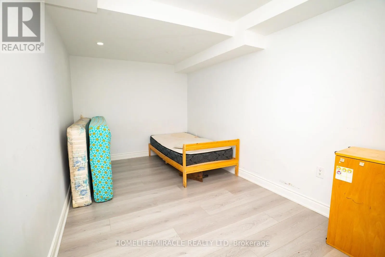 23 SPECKLED ALDER STREET