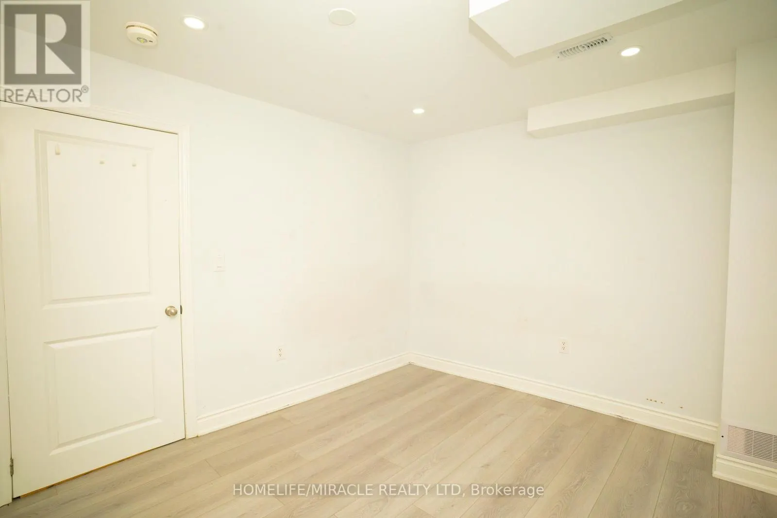 23 SPECKLED ALDER STREET