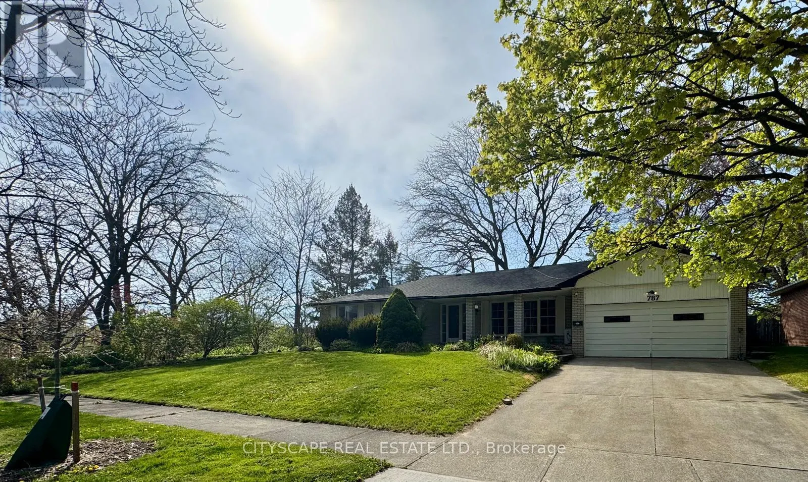 787 DACK BOULEVARD