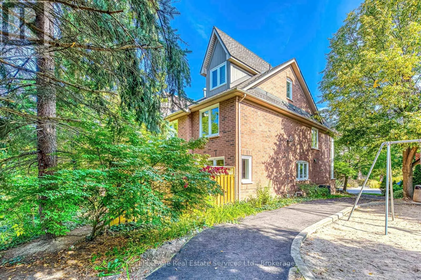 13A - 1064 QUEEN STREET W, #13A