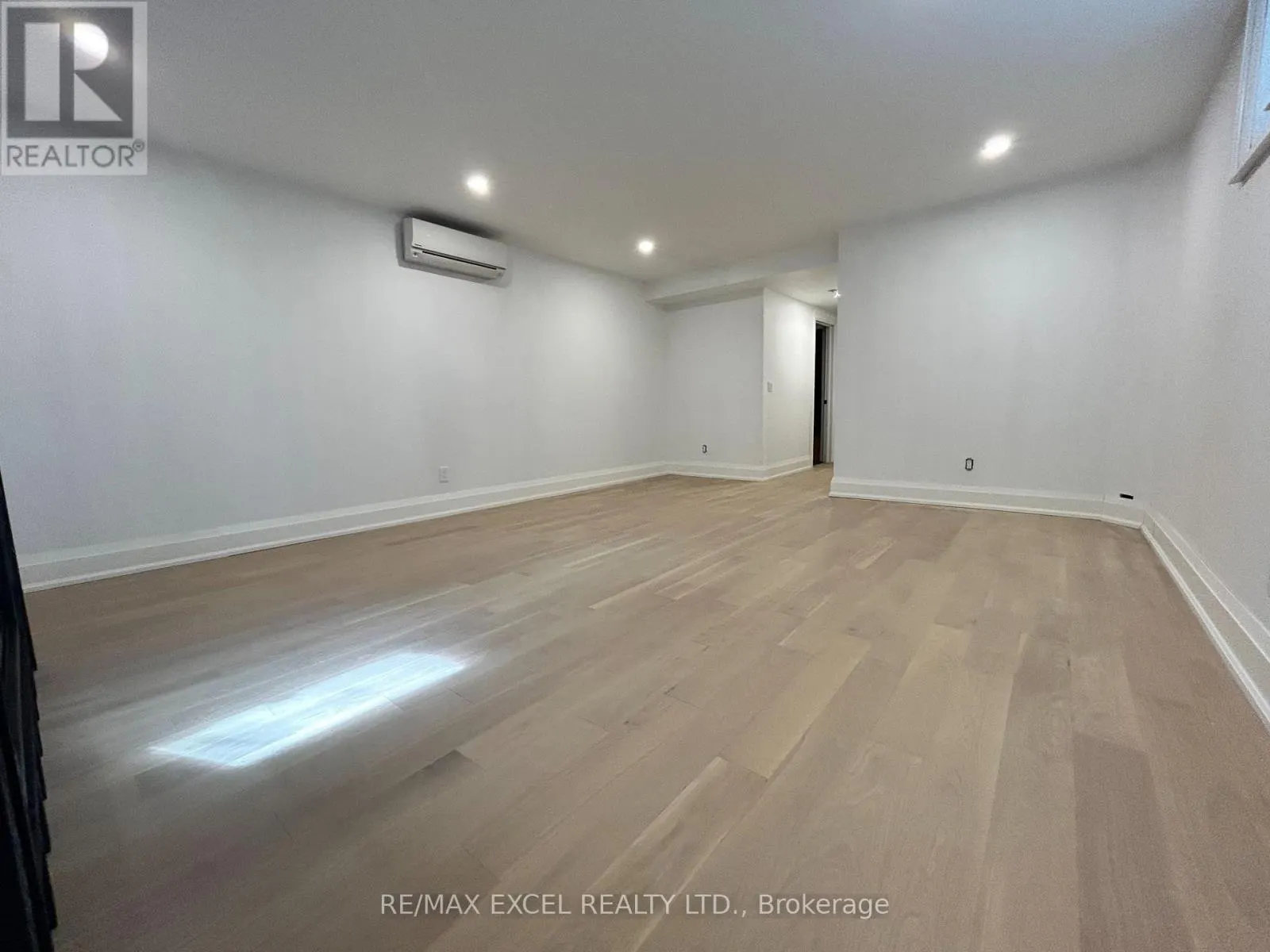 34 RAYMOND AVENUE
