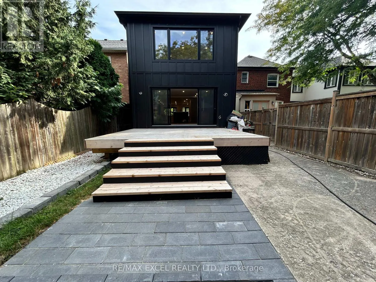 34 RAYMOND AVENUE