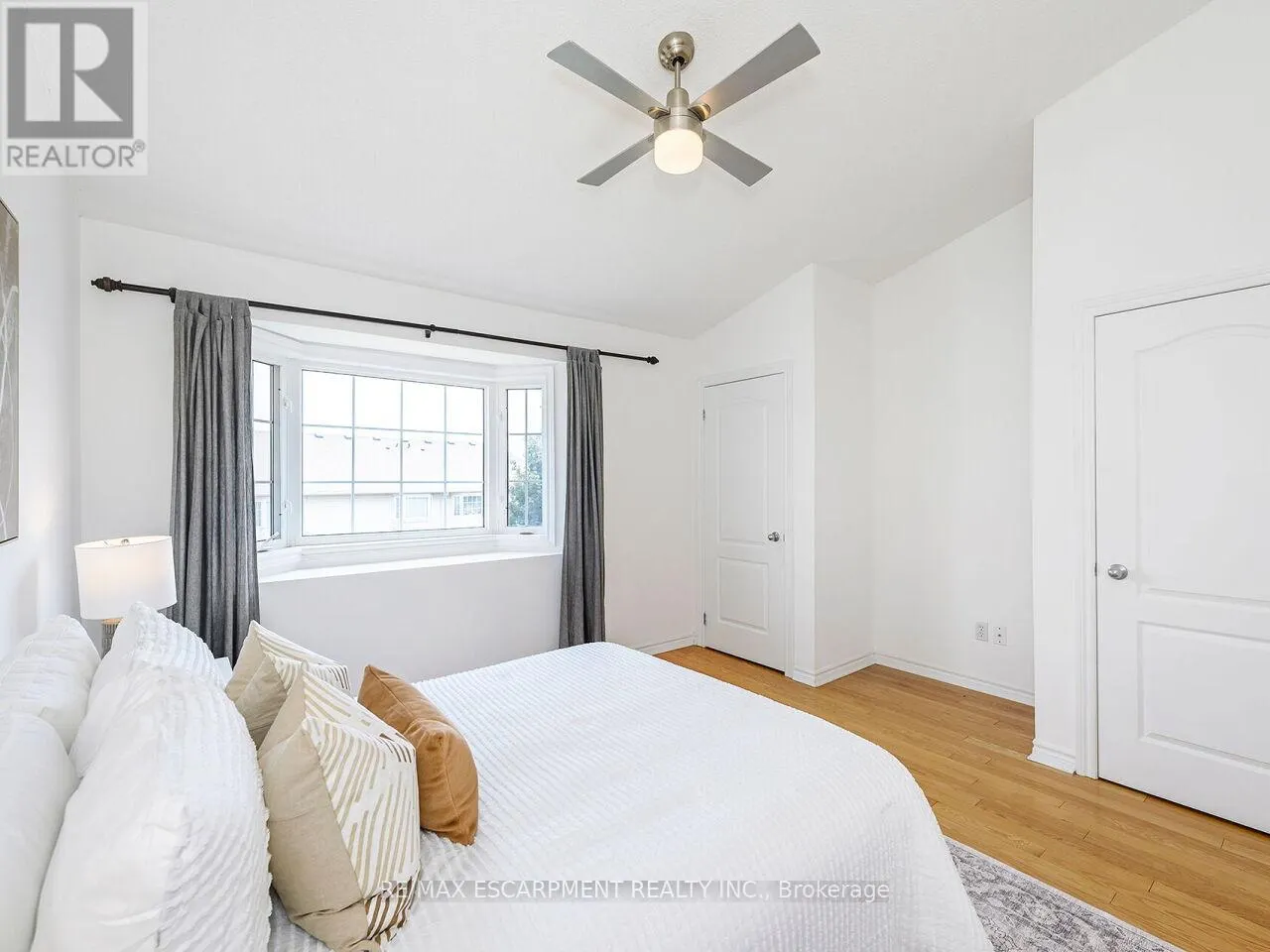 15 - 5080 FAIRVIEW STREET