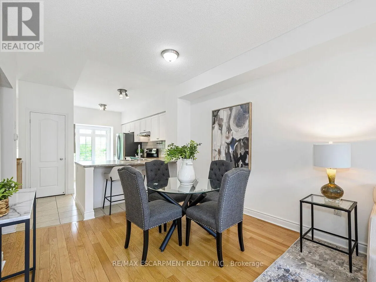 15 - 5080 FAIRVIEW STREET