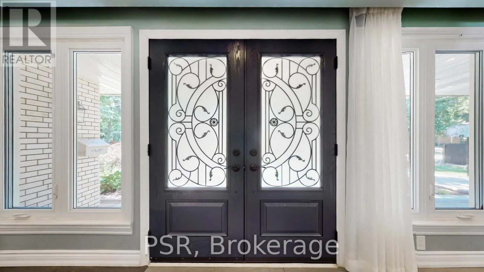 1554 RANDOR DRIVE