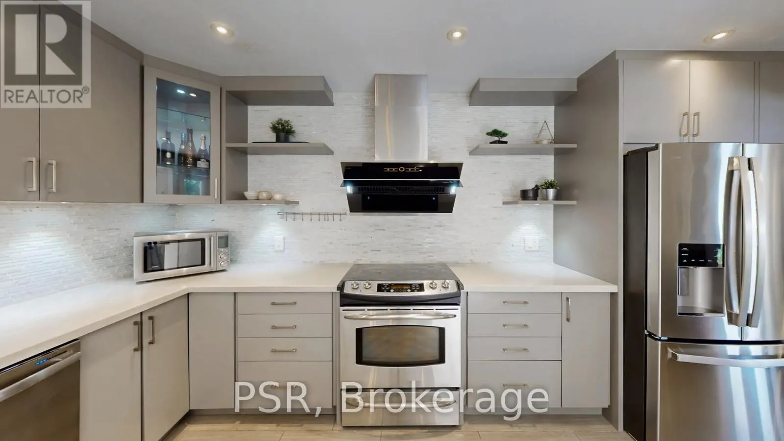 1554 RANDOR DRIVE