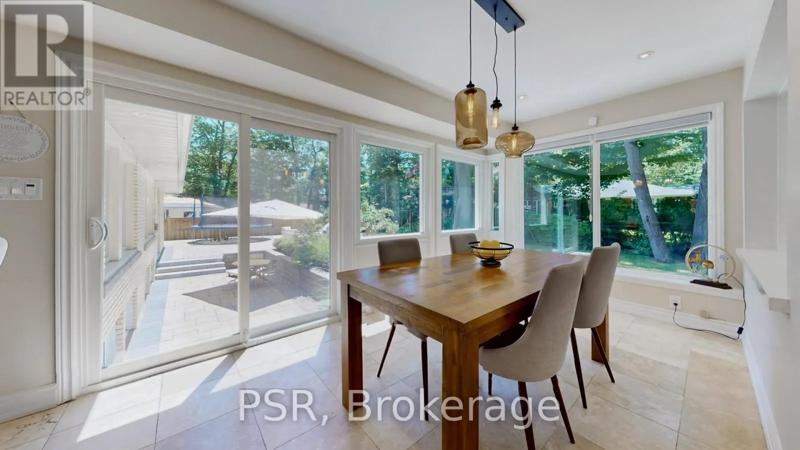 1554 RANDOR DRIVE