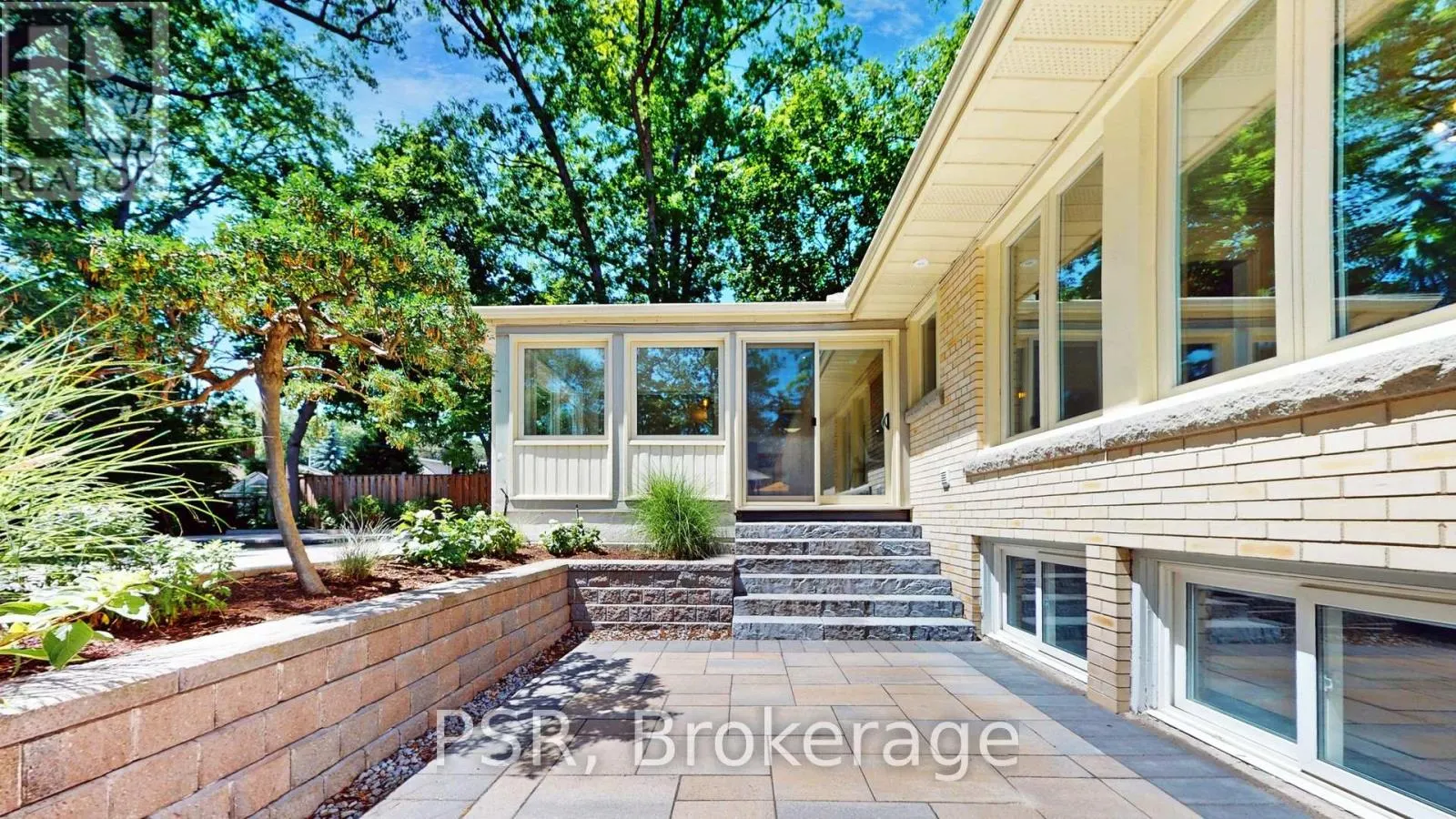 1554 RANDOR DRIVE
